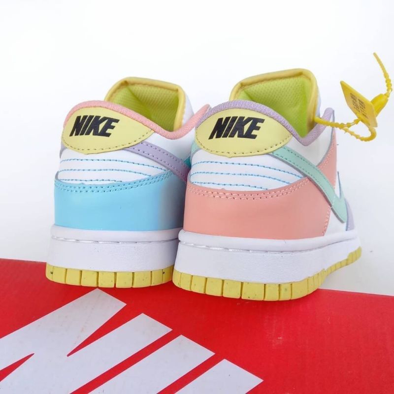 Nike Dunk Low SE Easter Candy