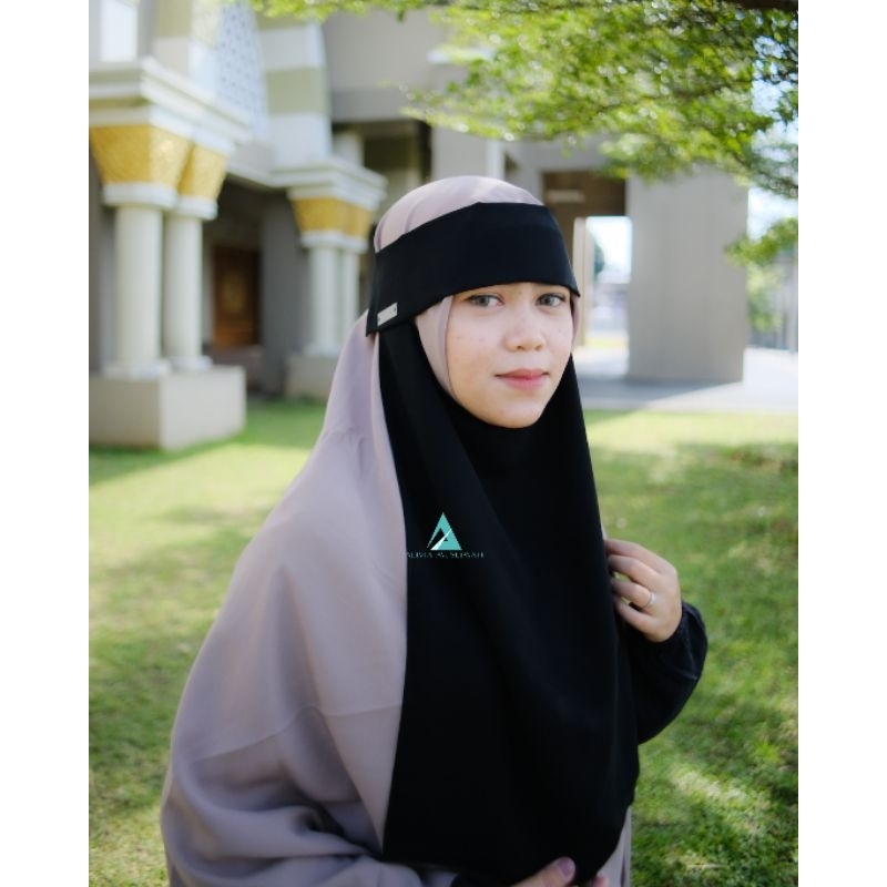 Niqab Poni Pulldown Alivia Muslimah Sifon silk Jetblack