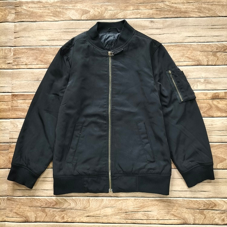 Jaket bomber gu