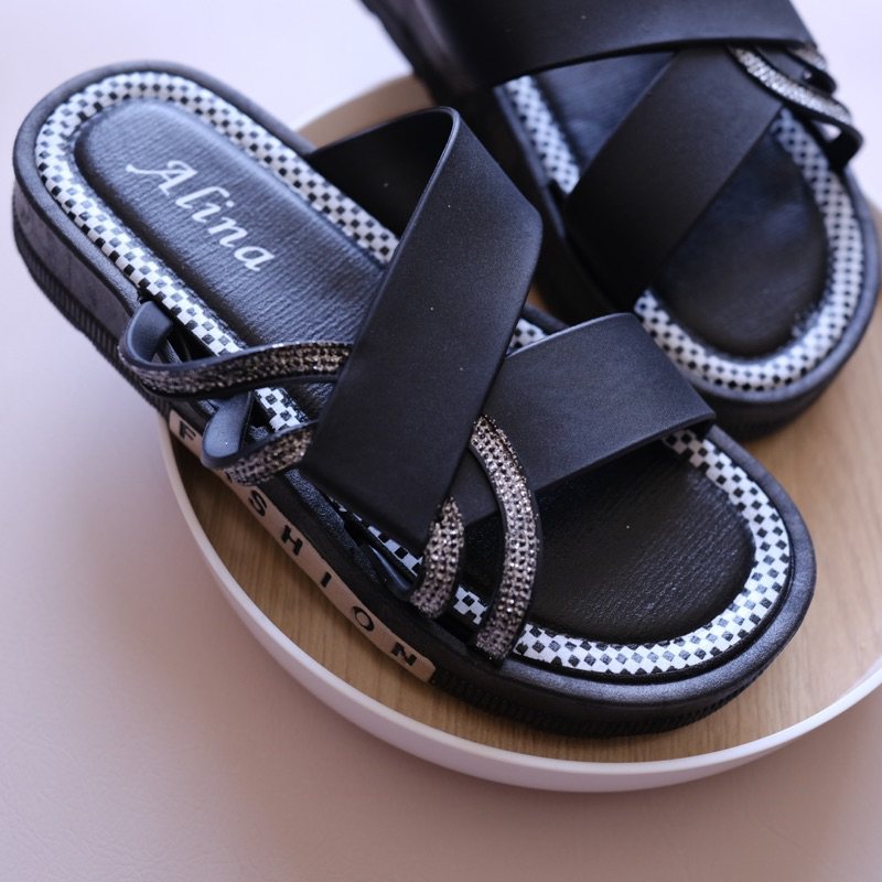 Solva Sandal / Sandal Wanita Terbaru