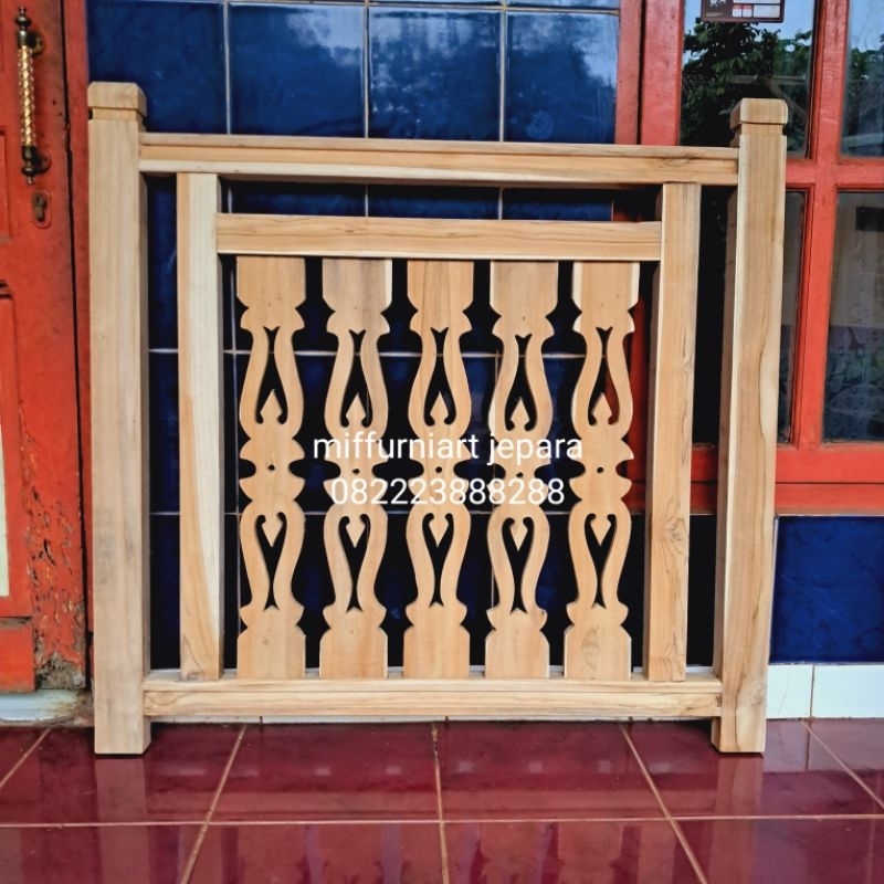 PAGAR TERAS RUMAH TINGGAL PASANG kayu jati