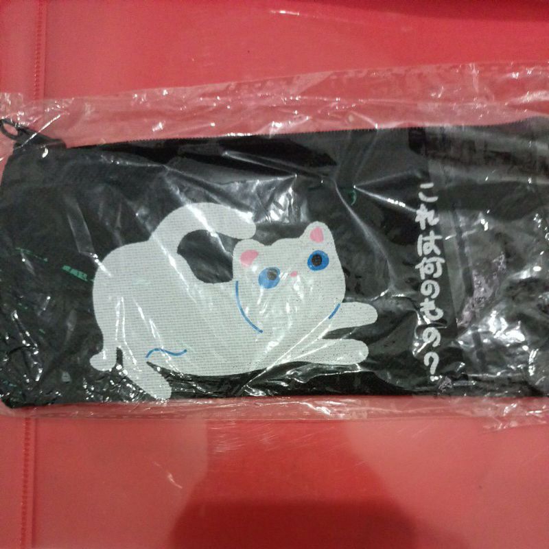 

Kotak Pensil