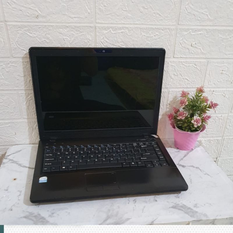 LAPTOP SECOND MURAH AXIOO NEON M7X0S | RAM 2GB | HARDISK  250Gb | LAYAR 14&quot; |  WINDOWS 7 | CUCI GUDANG