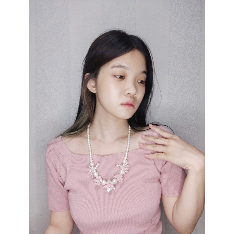 Ardelle Flowery Pearl Necklace Kalung Panjang Bunga Korea Korean Hijab Friendly