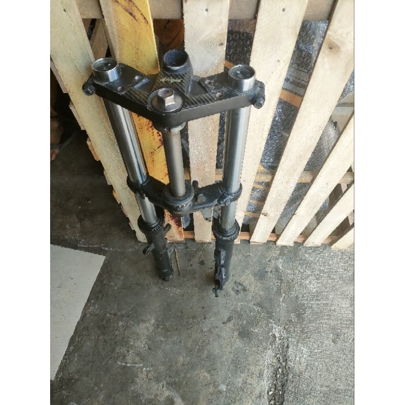 shok shock depan sekok sok depan original ninja 250FI z250 ninja 250 karburator ABS dan non ABS read