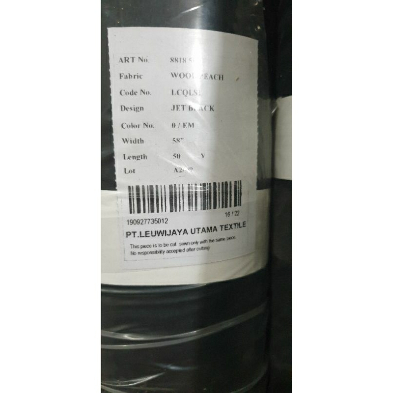Jetblack  Wolfis Wool Peach Jetblack Leuwitex 1 roll Kain Hitam Abaya murah