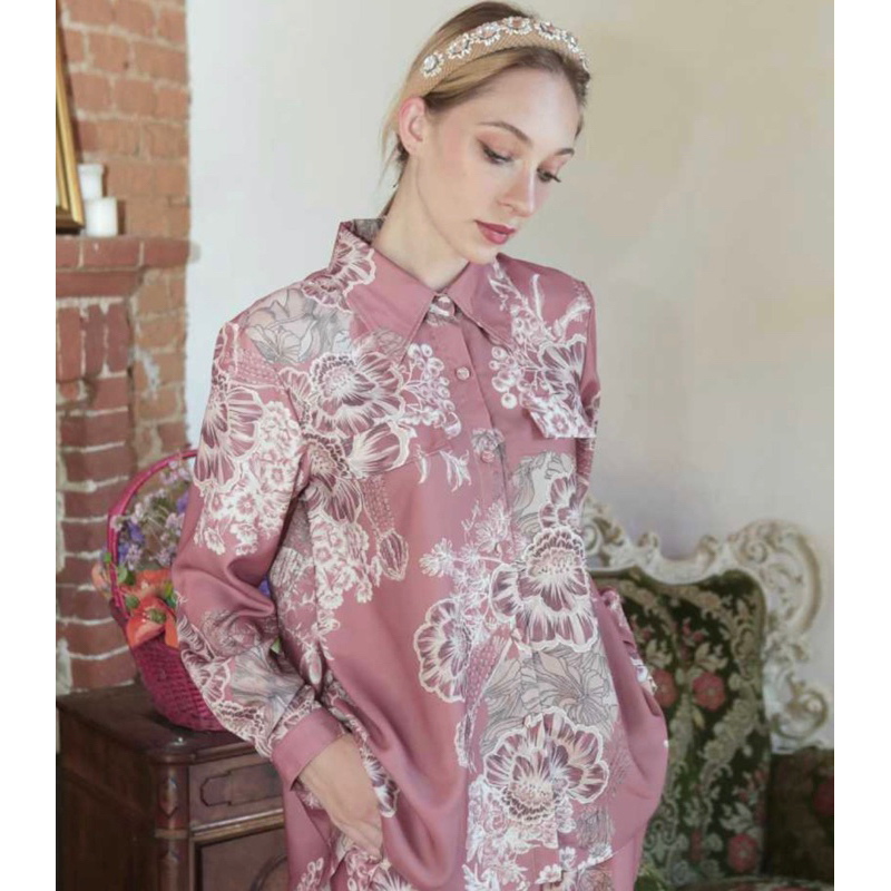 Preloved Chloe Shirt Marsala size M by WearingKlamby