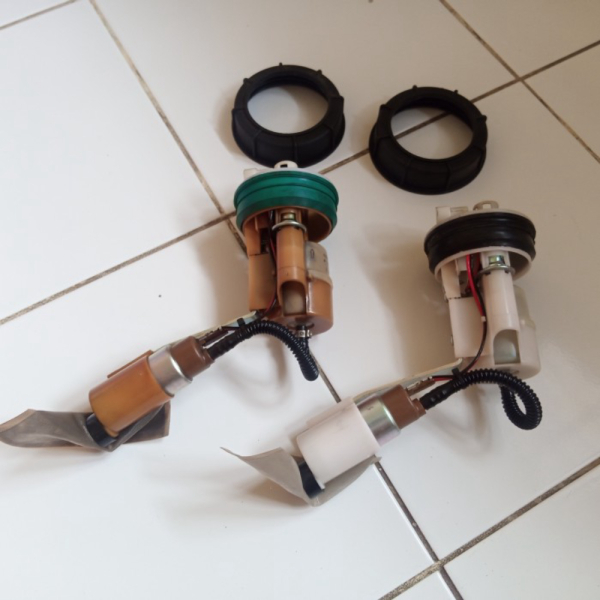 {Bekas} fuel pump tank original Vespa matic/ pompa bensin original Vespa matic Berkualitas