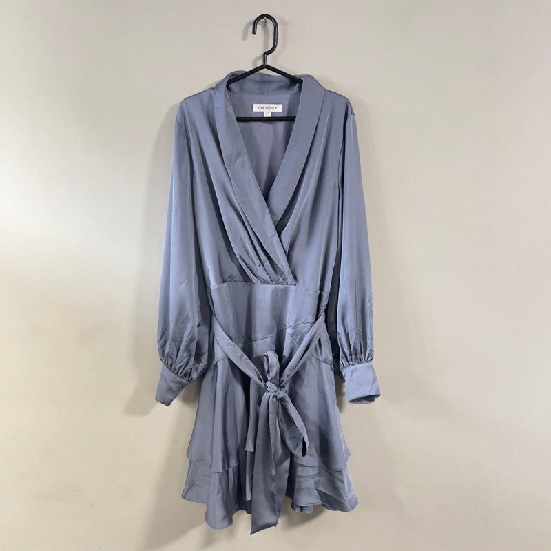 Short Dress FOREVER NEW Grey bahan satin warna abu preloved ORIGINAL
