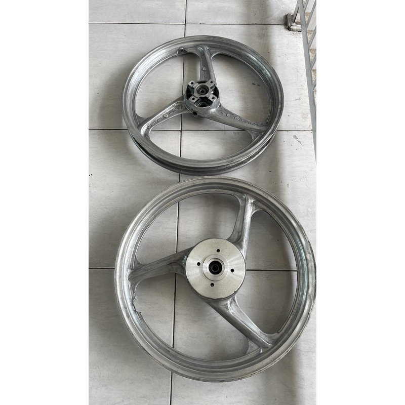 velg enkei fizr dd