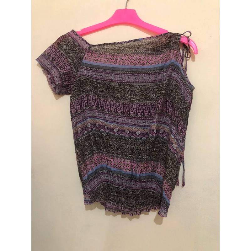 atasan unik preloved