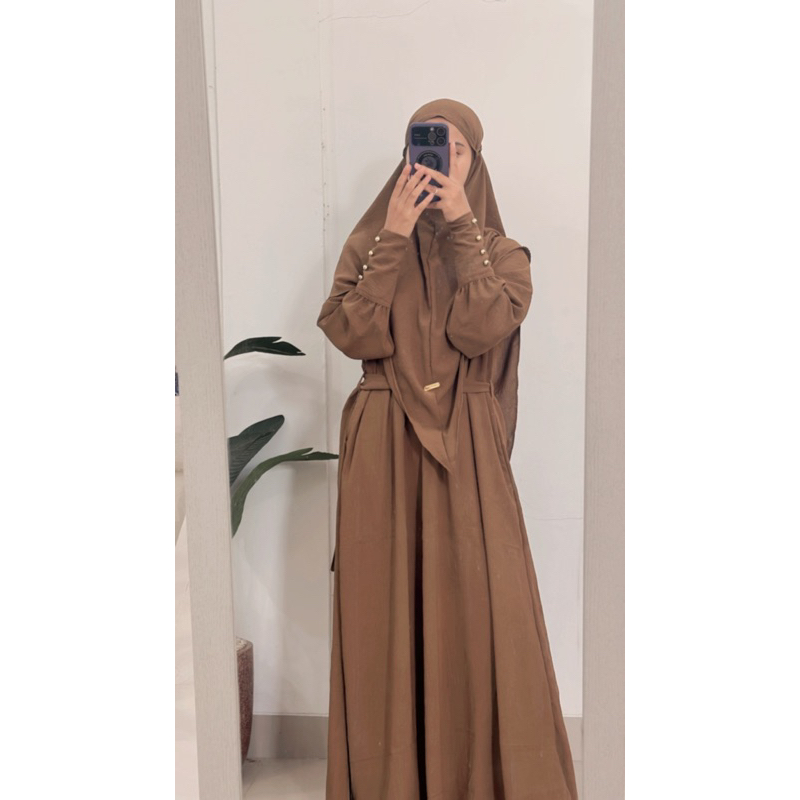 One Set Abaya Bassic Aisha Crinkle Airflow