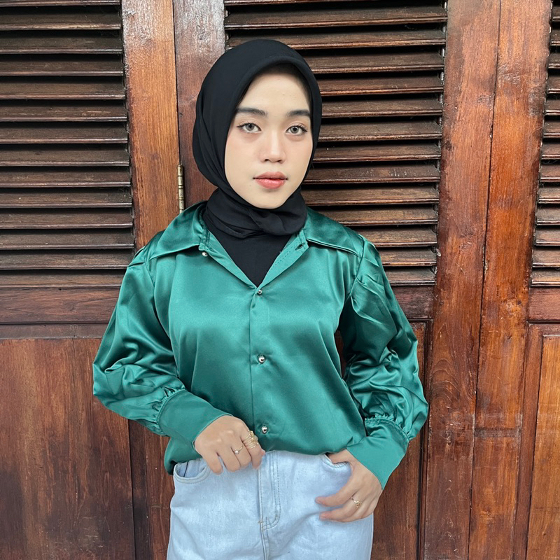 Jifat Basic Kemeja Satin / Kemeja satin