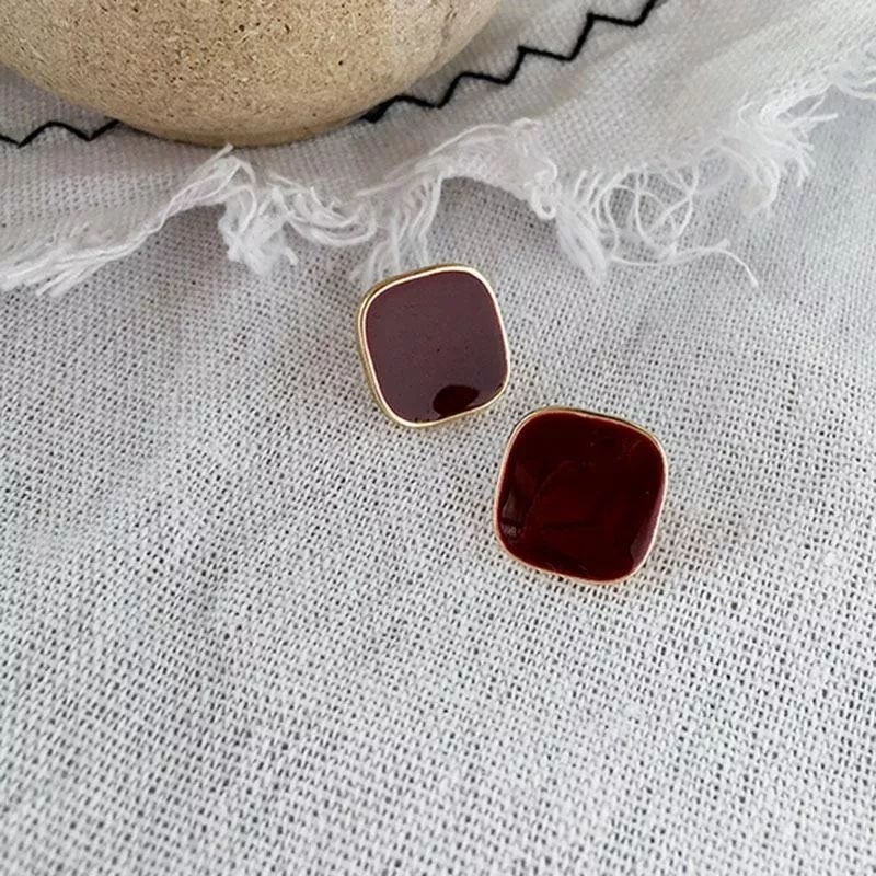 Anting Klip Hijab Kotak Maroon/Anting Jepit