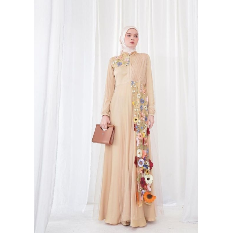 ROSALIE DRESS HEAVEN LIGHTS ZB ZERINA BANU