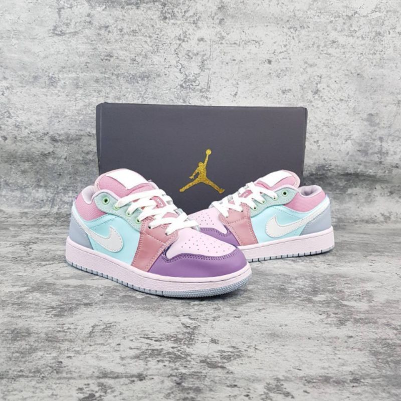 NIKE AIR JORDAN RETRO 1 EASTER PASTEL