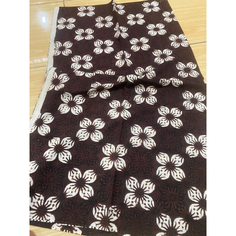 Jarik motif kembang kopi Kawung