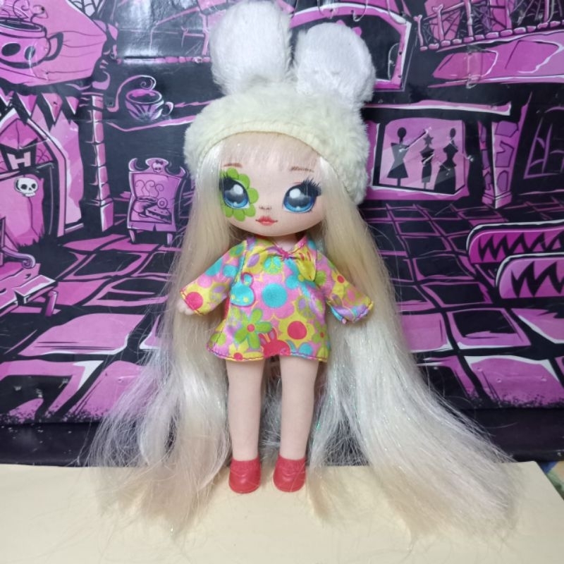 Boneka Barbie Na na na Surprise Bebe Groovy nanana MGA bratz rainbow high Preloved