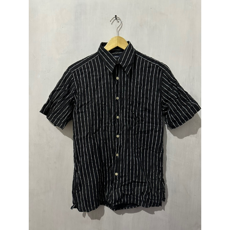 KEMEJA BURBERRY SECOND