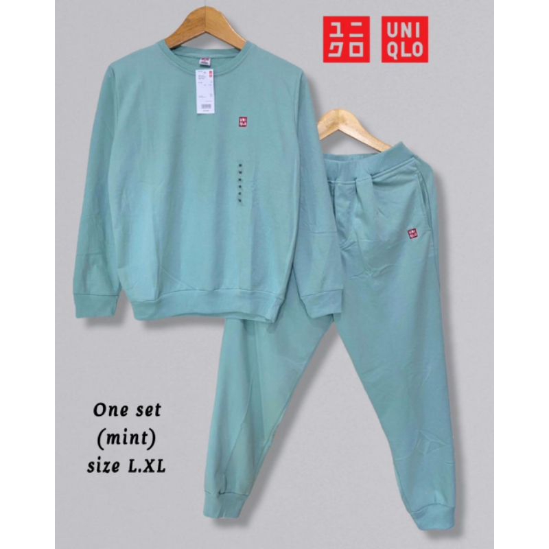 Oneset UNIQLO setelan uniqlo