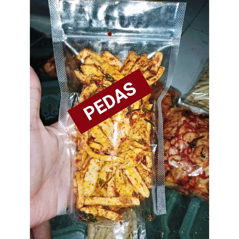

Basreng pedas daun jeruk 100gram/Basreng Balado/Basreng pedas/Basreng original gurih renyah