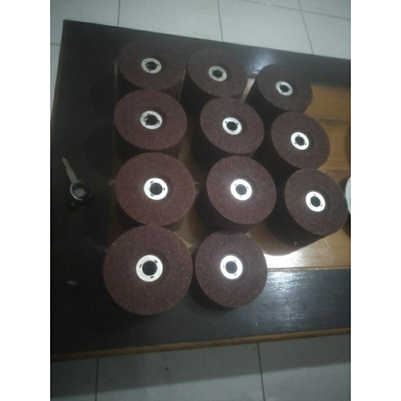 Gerinda poles nippon resibon