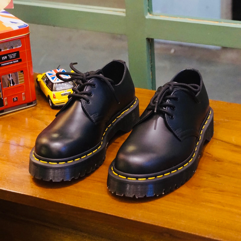 DR. MARTENS 1461 BEX BLACK SMOOTH 3 EYE/HOLE UNISEX ORIGINAL BNIB