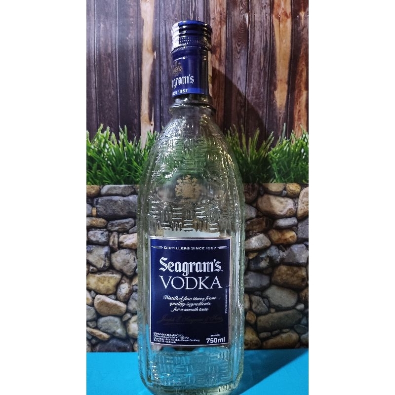 Promo  Botol kosong bekas minuman Seagram's/pajangan/koleksi