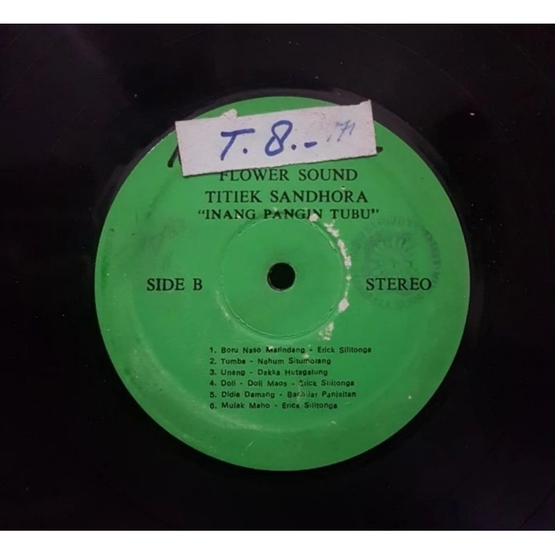 Vinyl PH 12 inch Titiek Sandhora-Inang Pangin Tubu,Boru Naso Marindang