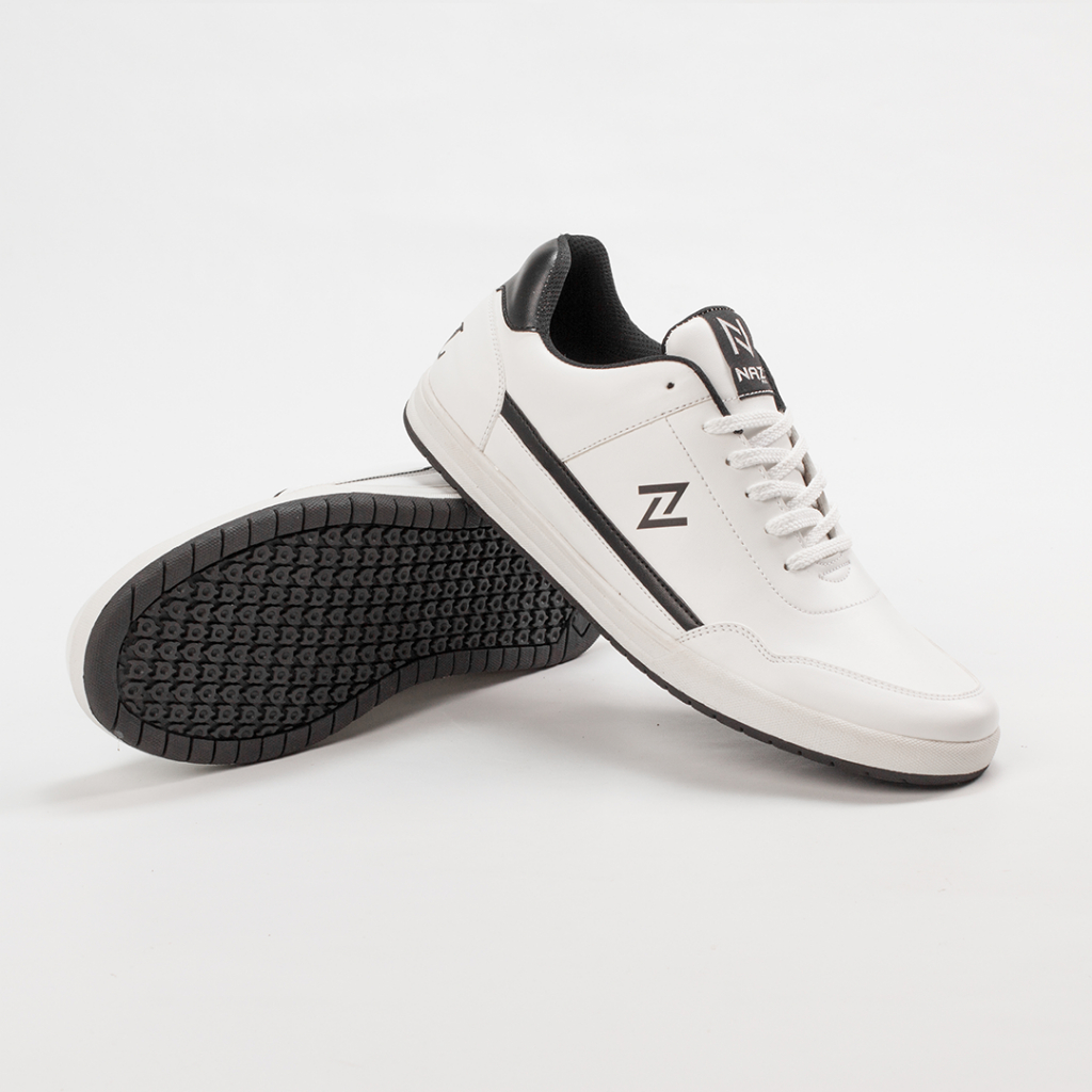 Sepatu Sneakers Casual Shoes Pria Hangout Travelling Jalan Kuliah Kerja Original Naz Leonardo White Black