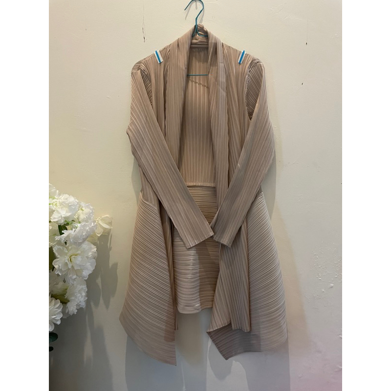 orgeo pleats preloved