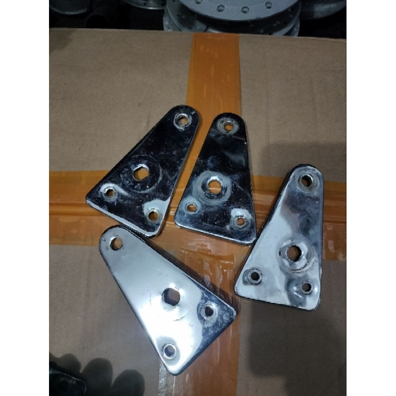 Sepasang kupingan lampu depan reflektor kupingan lampu honda megapro primus