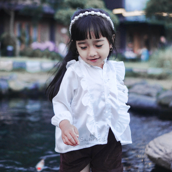 Saoirse's Aluna Ruffle Blouse - Kemeja Putih Anak Perempuan