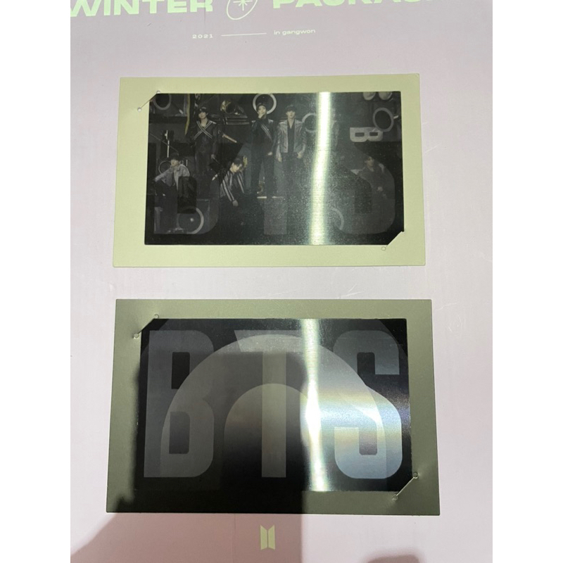 LENTICULAR CARD BTS MOTS ON:E (2PCS)