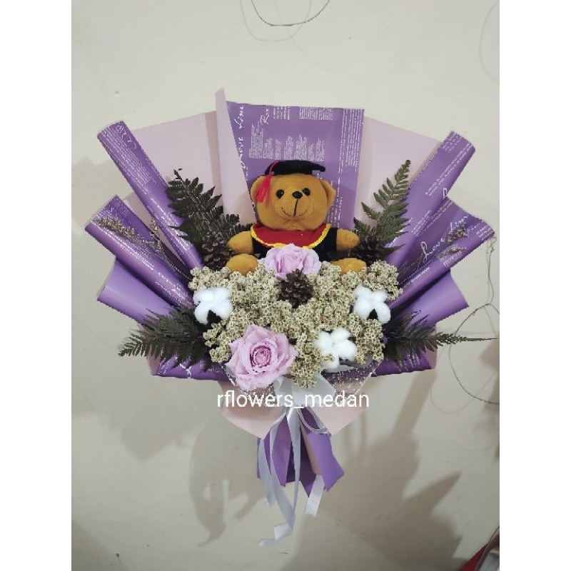 Buket Bunga edelweis with graduation doll /  Boneka wisuda / Buket Boneka Wisuda