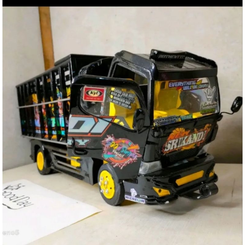 Miniatur truk oleng Srikandi wisma srikandi full fariasi lampu leed