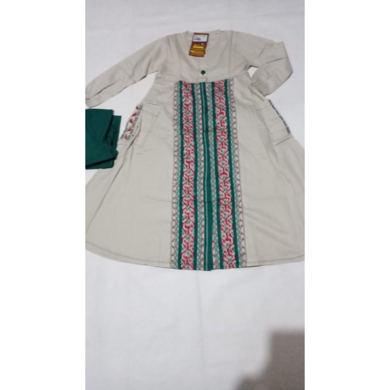 sale dannis 40% / gamis size 4 / baju muslim anak perempuan usia 4 tahun 5 tahun / dannis diskon / k