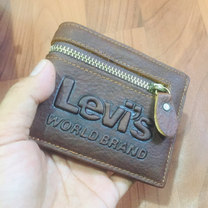 Dompet lipat biasa bahan kulit asli impor berkulitas (jenis kulit basah) model res depan #kulit #dompetkulit #dompetpria #dompetimpor #dompetkeren #dompetcowok