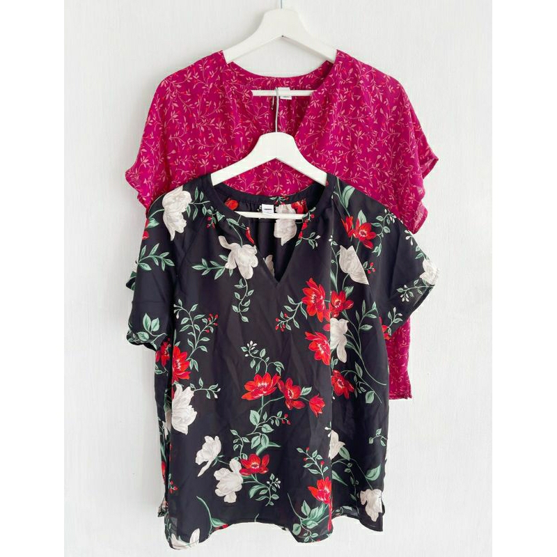 flower print v neck blouse