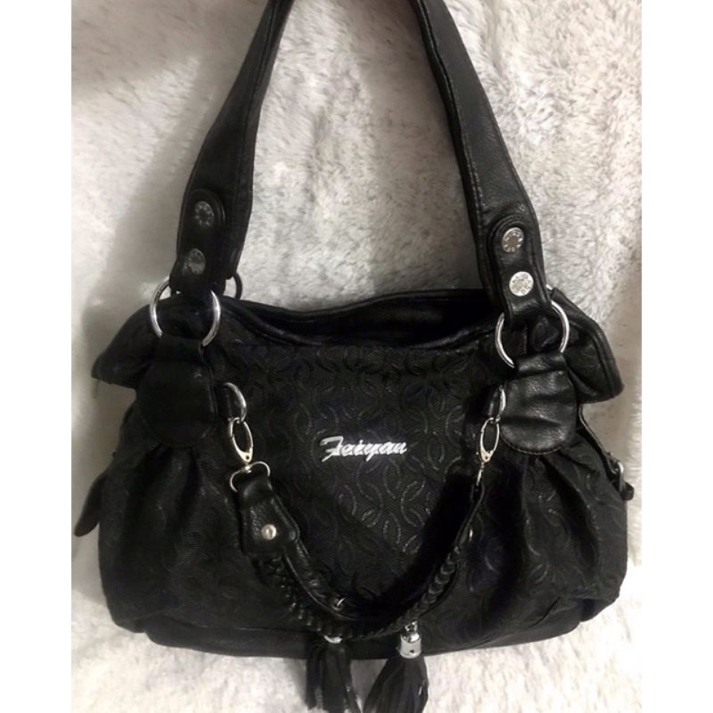 PRELOVED TAS PESTA / PL TAS HITAM CANTIK / TAS MONZA
