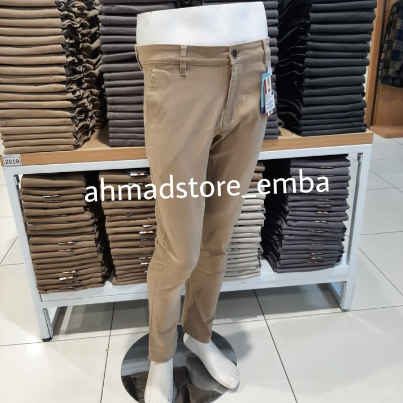 Celana slim emba classic