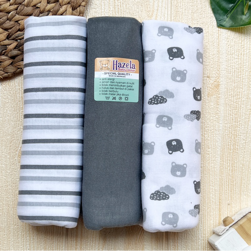 Serian ABU TUA HAZELA- 3 pcs BEDONG Bayi Bahan Kaos ABU TUA SERIES HAZELA 110 x 90 cm