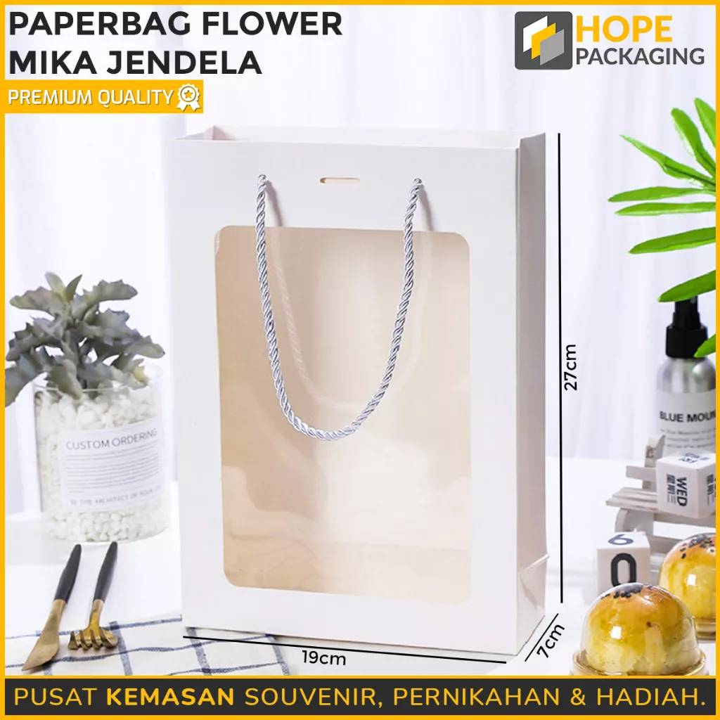 

Paper Bag Mika Jendela Putih / Paper Bag Hadiah / Tas Souvenir / Paper Bag Mika Flower