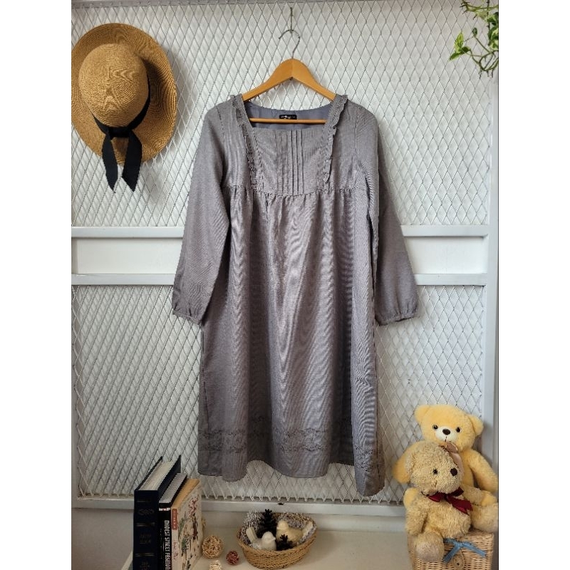 Dress Abu Abu