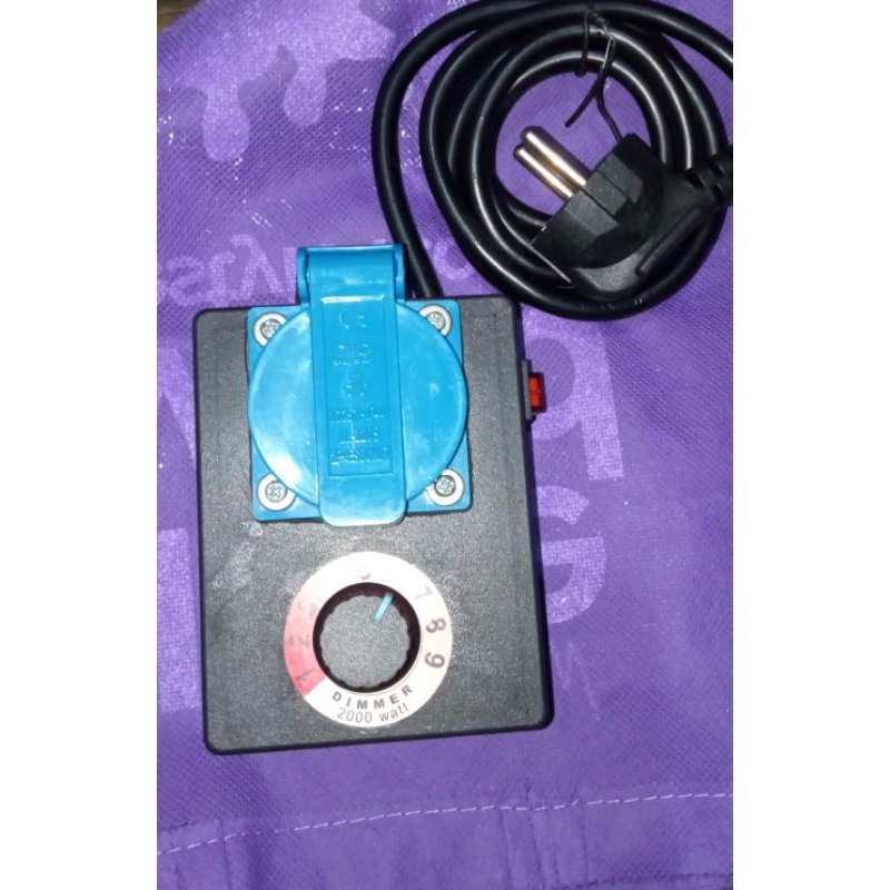 Stop kontak Dimmer 2000watt