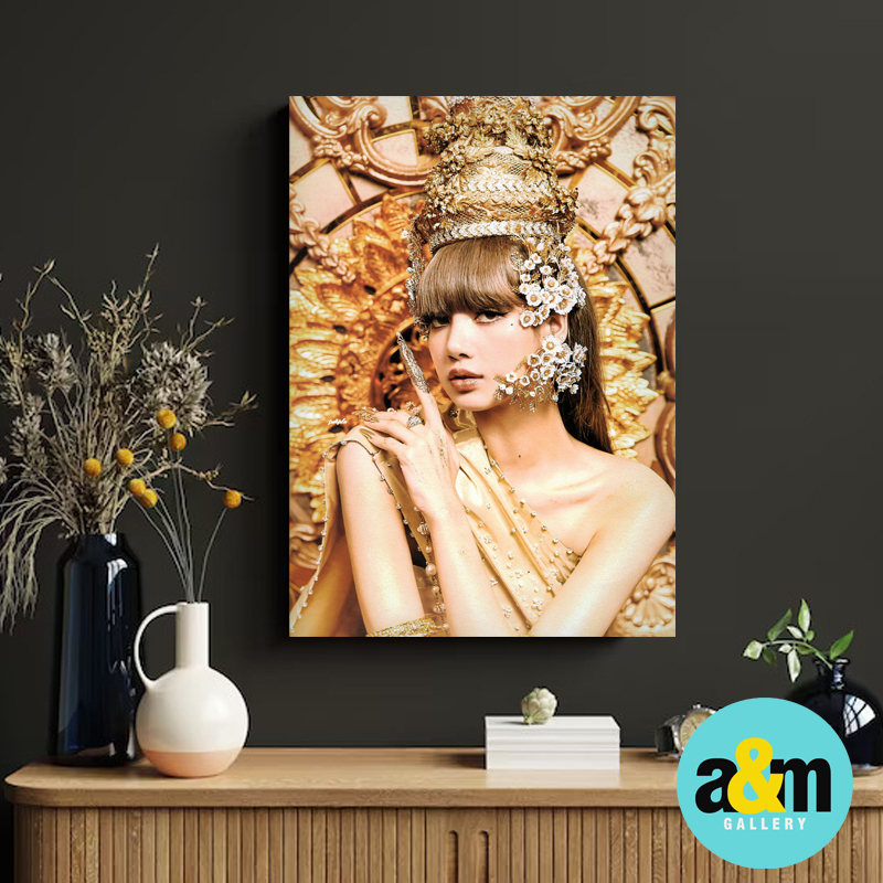 Poster Kayu LISA BLACKPINK Hiasan Dinding Kamar K-POP I Pajangan Dinding Kamar K-POP Wall Decor Kamar - A&amp;M