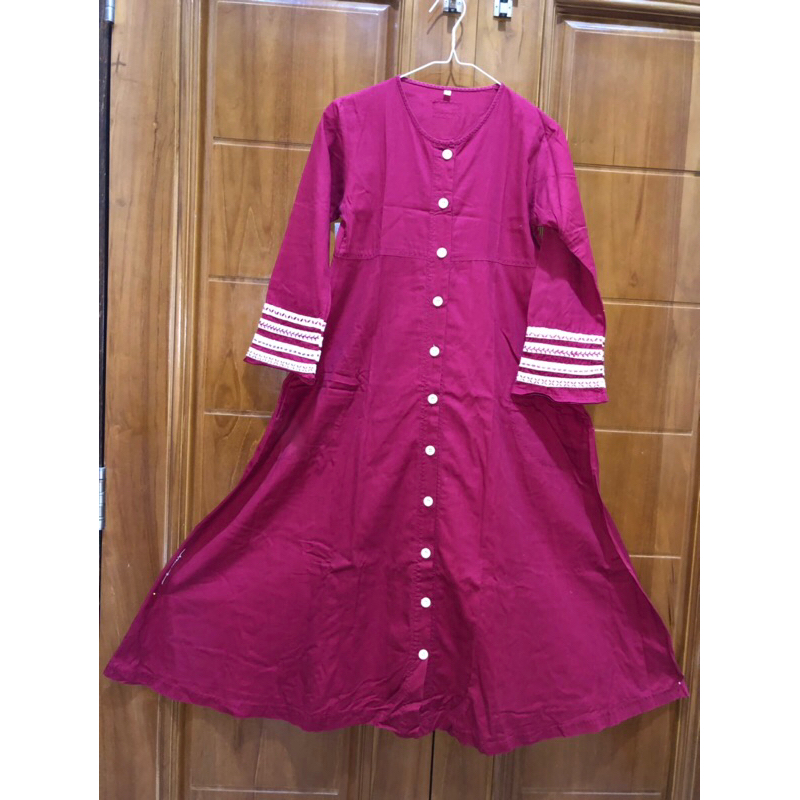 Dannis Busana Muslim Remaja