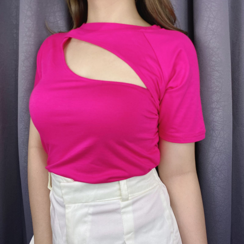 Crop Top Chest Cut Out