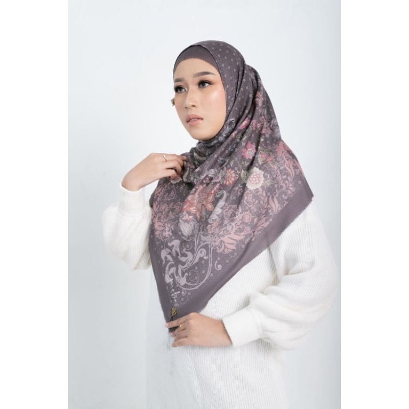 Hijab Segiempat Printing Voal Premium Lasercut Motif Bloom Series By zenobia Scarves
