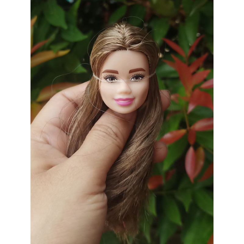 Kepala barbie patite asia